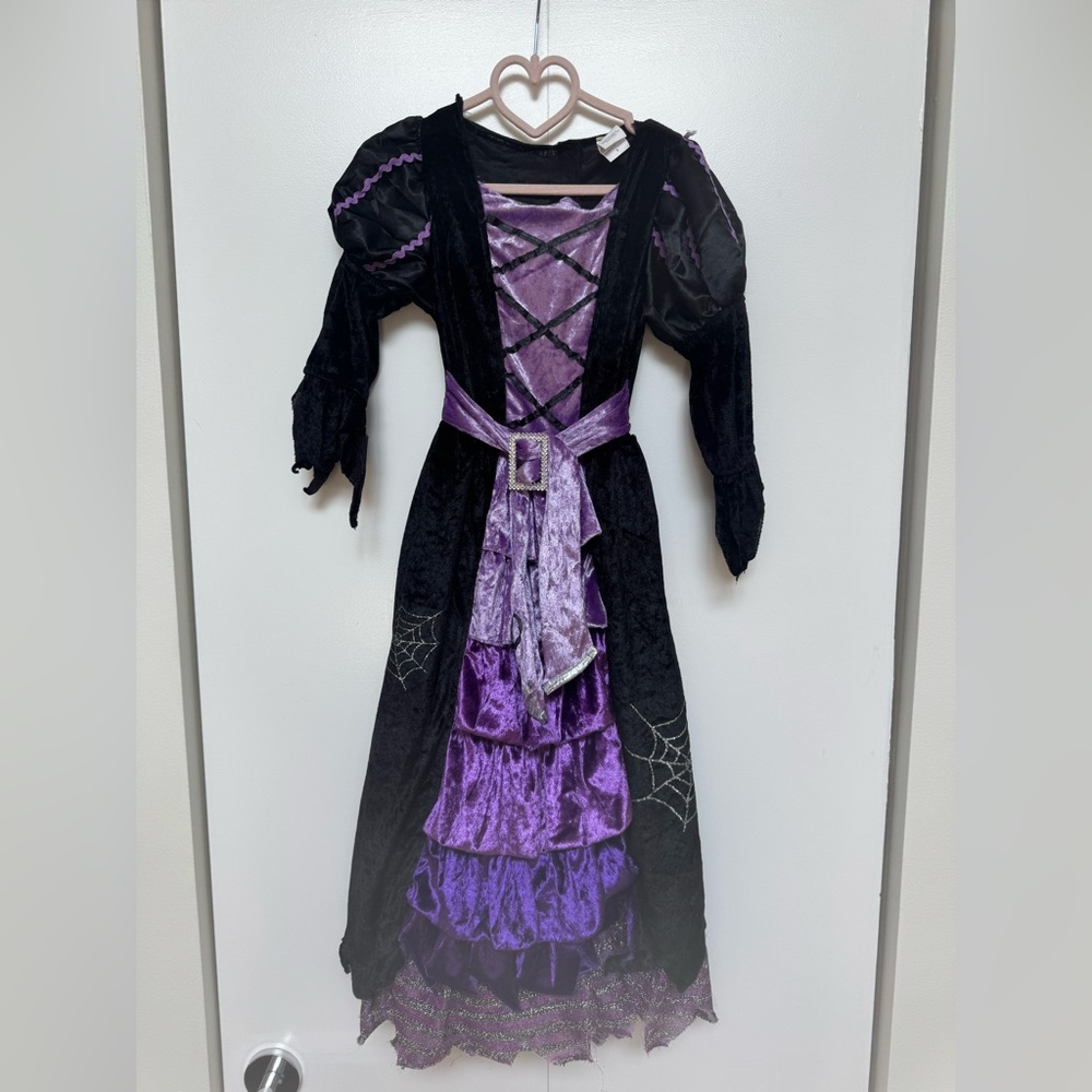 Witch Kids Costume Size Small (5-7)